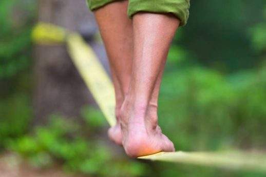 Più riesci a stare in equilibrio su una gamba e più il tuo cervello è sano