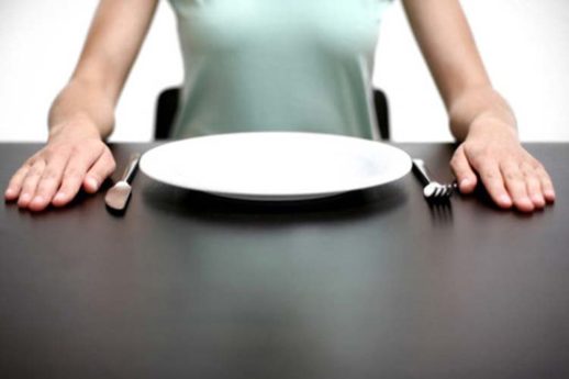 I 15 cibi da mangiare o evitare quando sei a stomaco vuoto