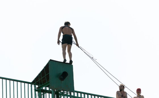 Ecco cosa succede nel cervello prima di un salto in bungee jumping