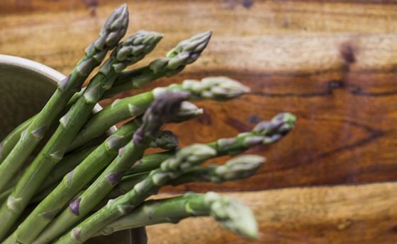 Asparagi: benefici, proprietà e nutrienti