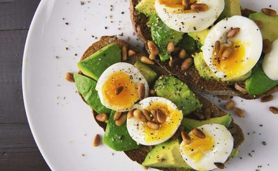 8 alimenti che aiutano a frenare l’appetito