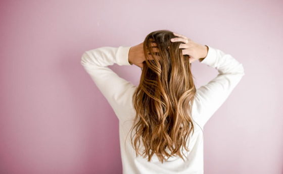 Le informazioni segrete nascoste nei capelli
